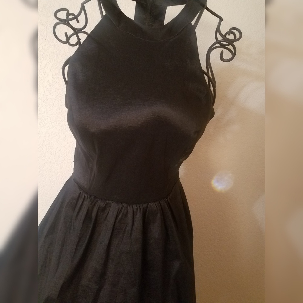 Cute black dress - Picture 2 of 4